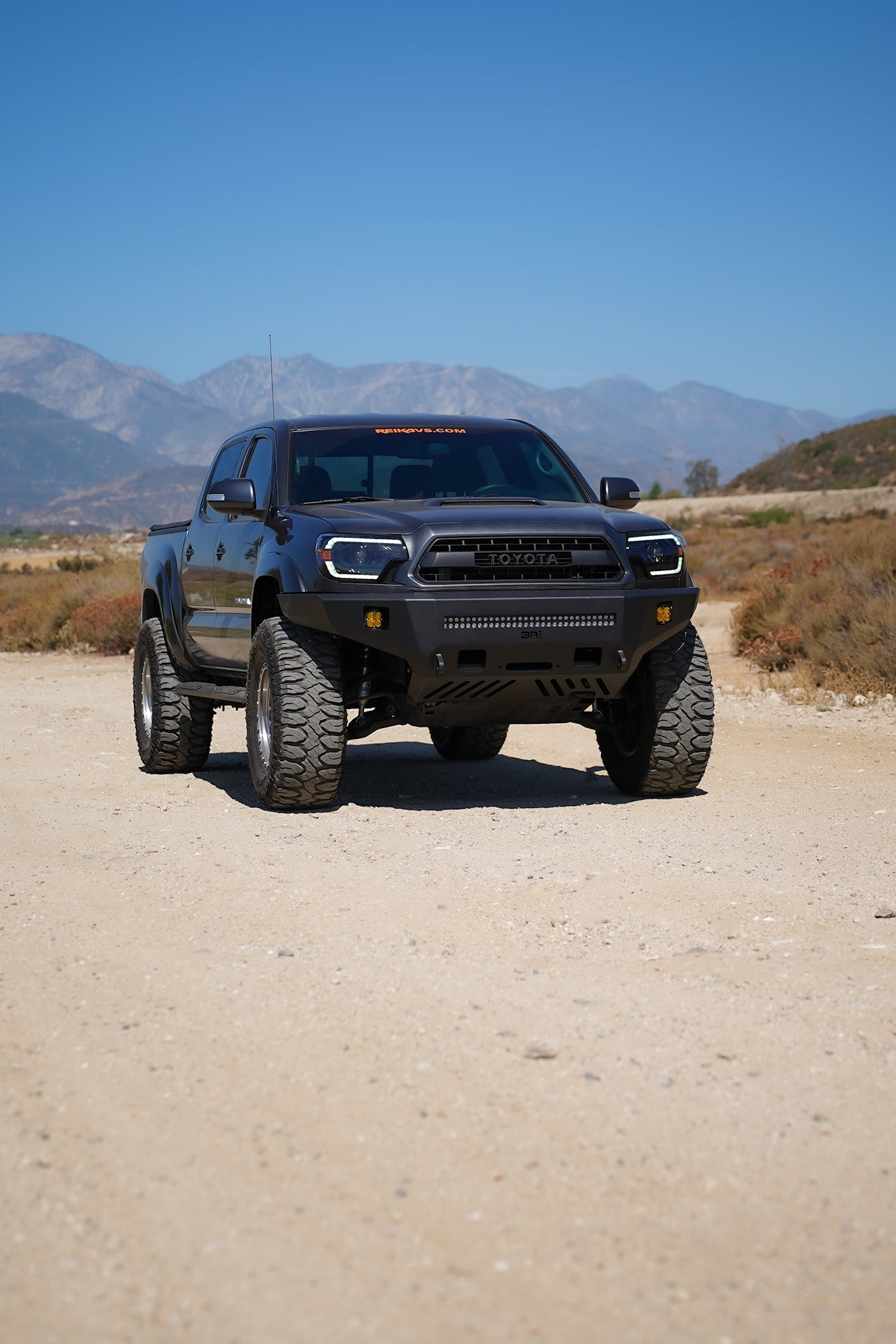 Body Armor 4x4 PRO SERIES FRONT BUMPER