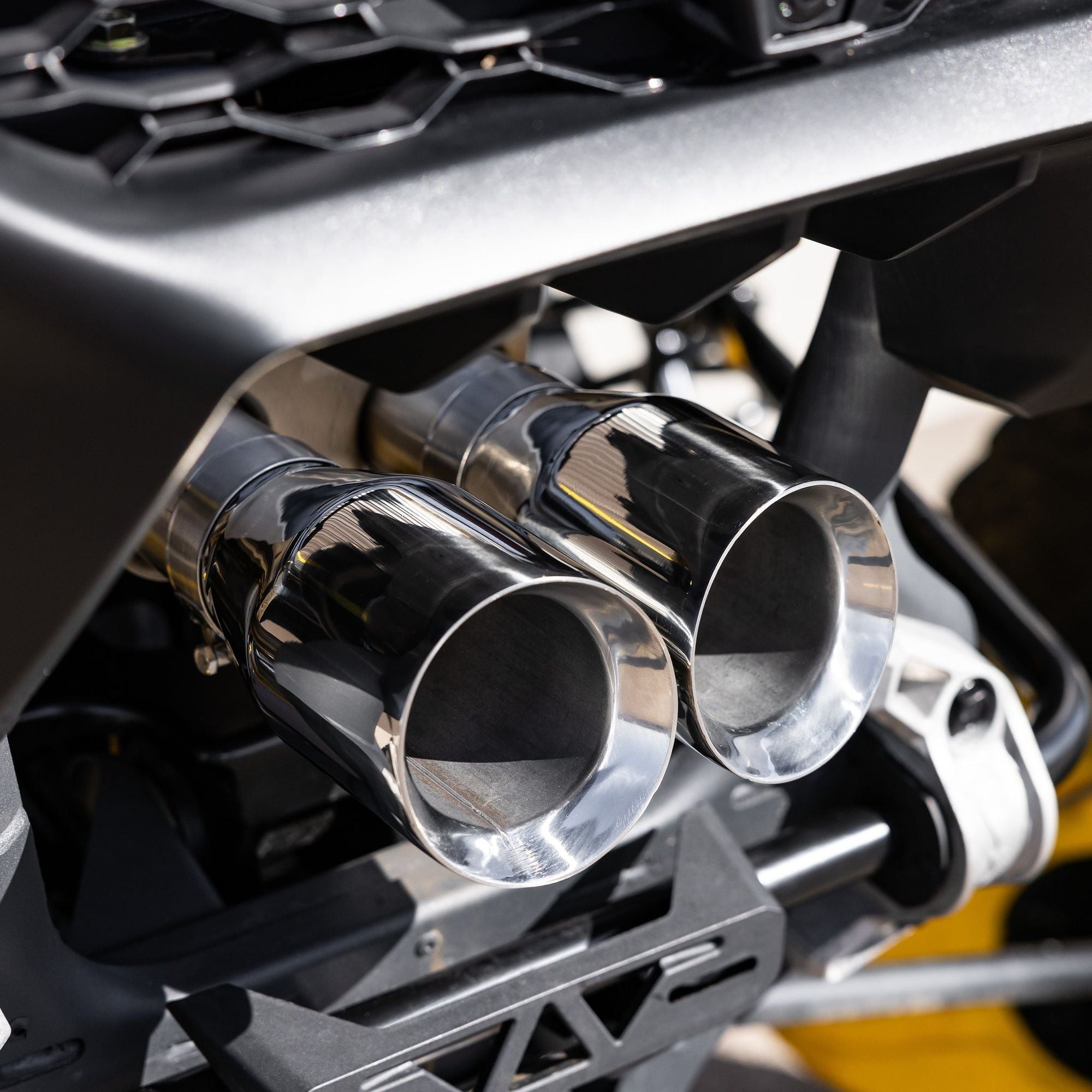 Can Am Maverick R Dynamic Twin Exit Muffler