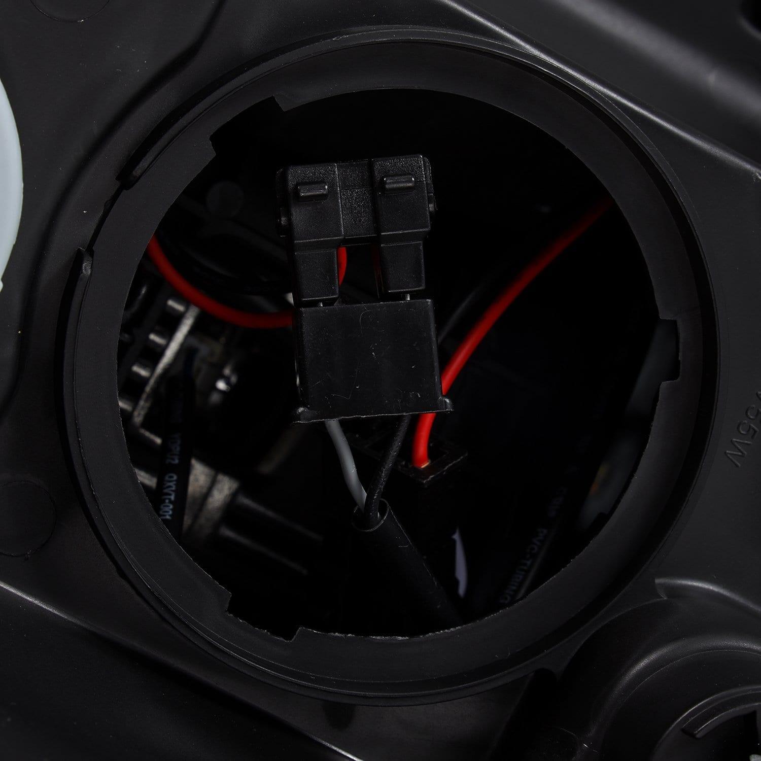 Alpha Rex 19-22 Ram 2500/3500/4500/5500 LUXX-Series LED Projector Headlights Alpha-Black