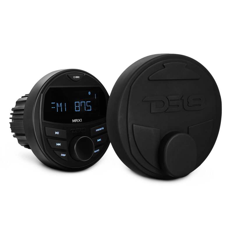 DS18 2.75in LCD screen 1 Zone 4 volts Output BT RDS 4 x 40 Watts Silicone Cover Headunit