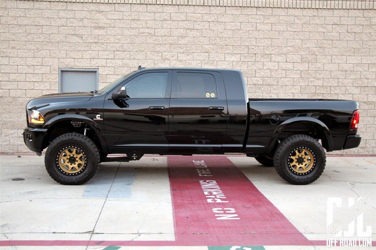 Trail Ready BL20 20 x 9.5 Simulated Beadlock Wheel