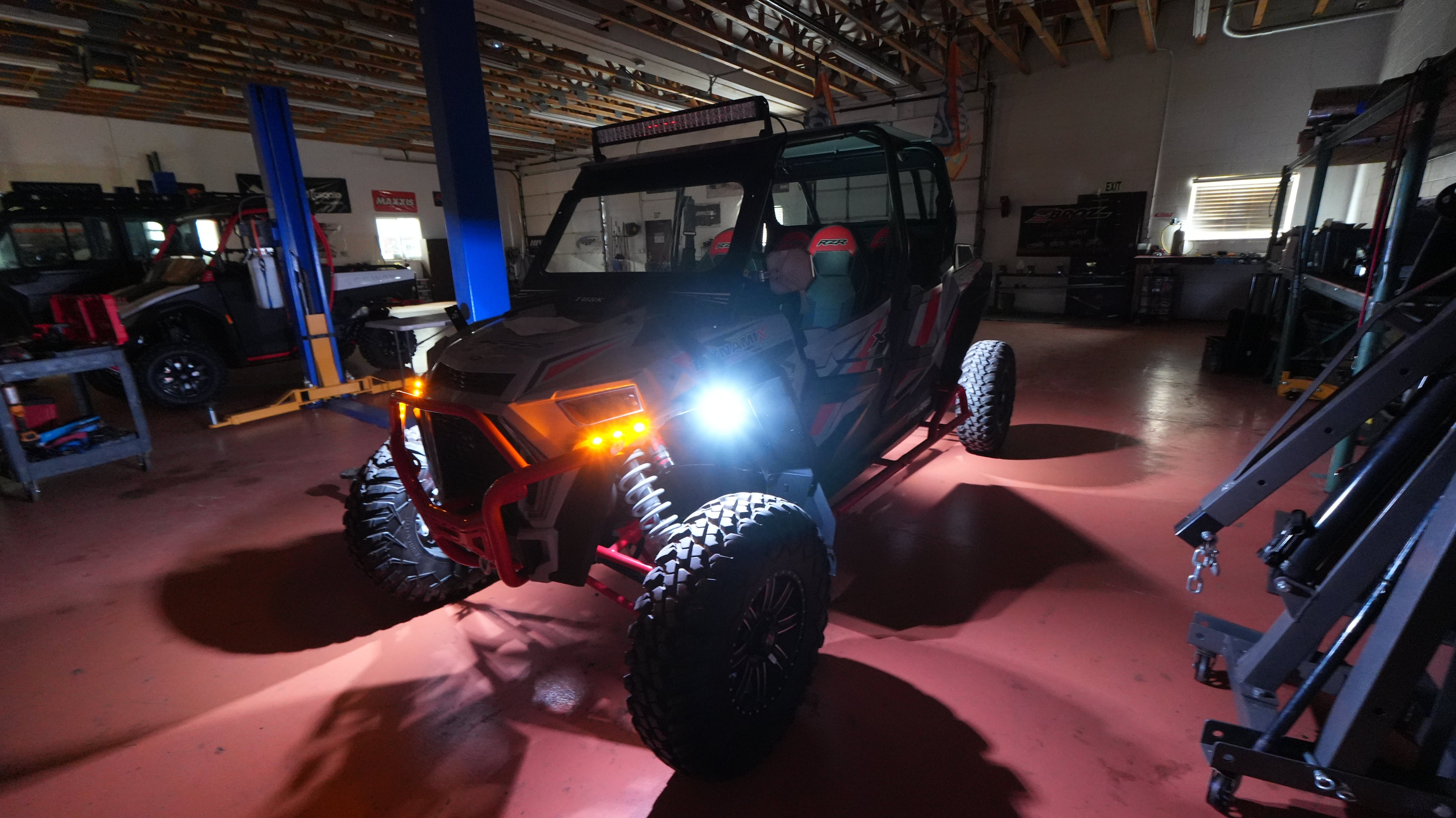 Install UTV 8-Pod Rock Light & 4FT LED Kool Whips