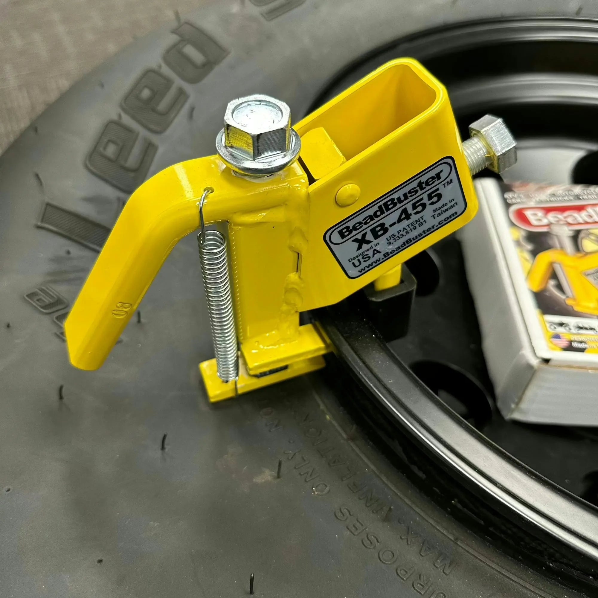 Bead Buster All Purpose Tire Bead Breaker