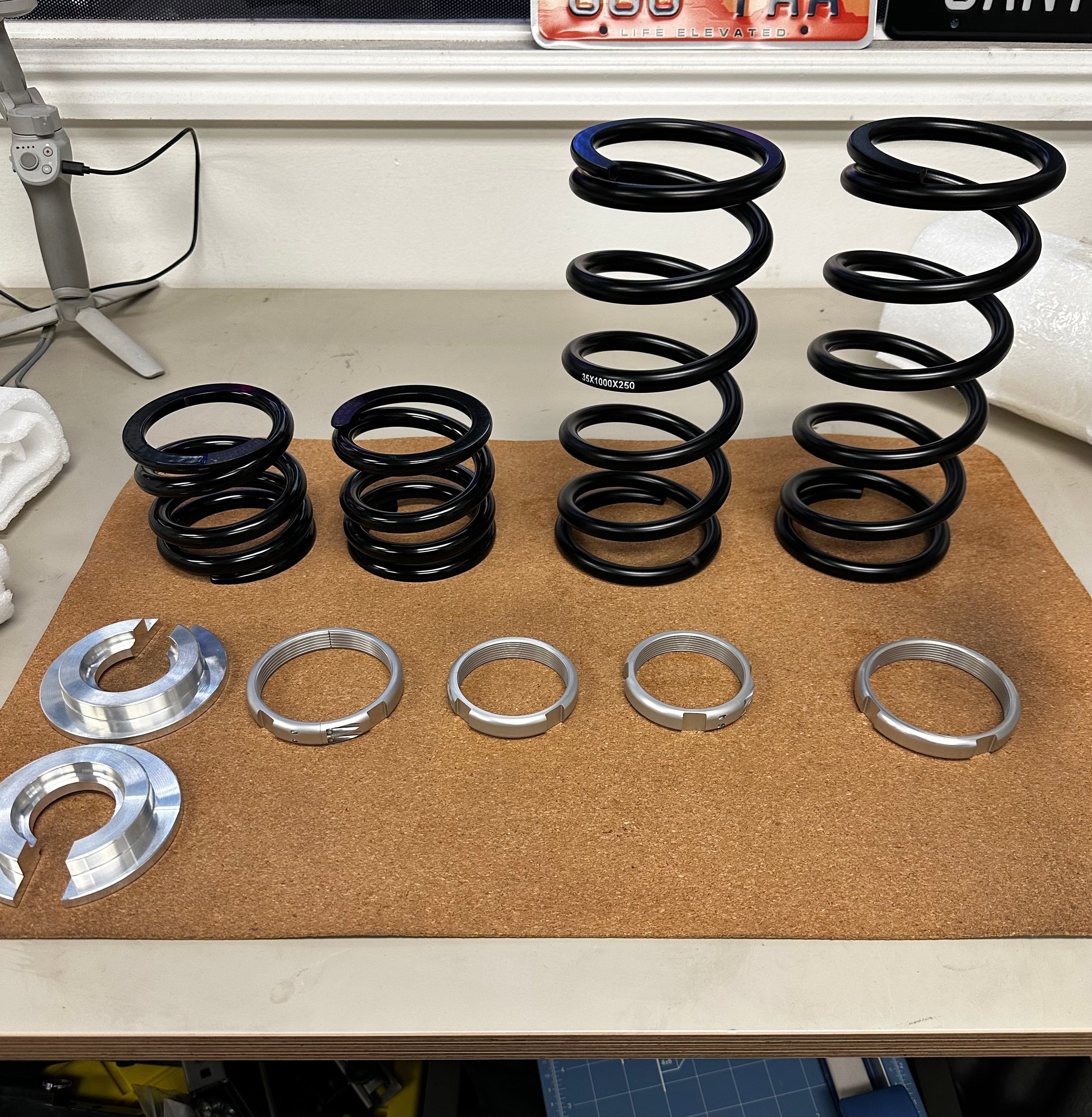 TENDER SPRING KIT POLARIS RZR XP1000/TURBO 2016-2021 (GARAGE SALE)