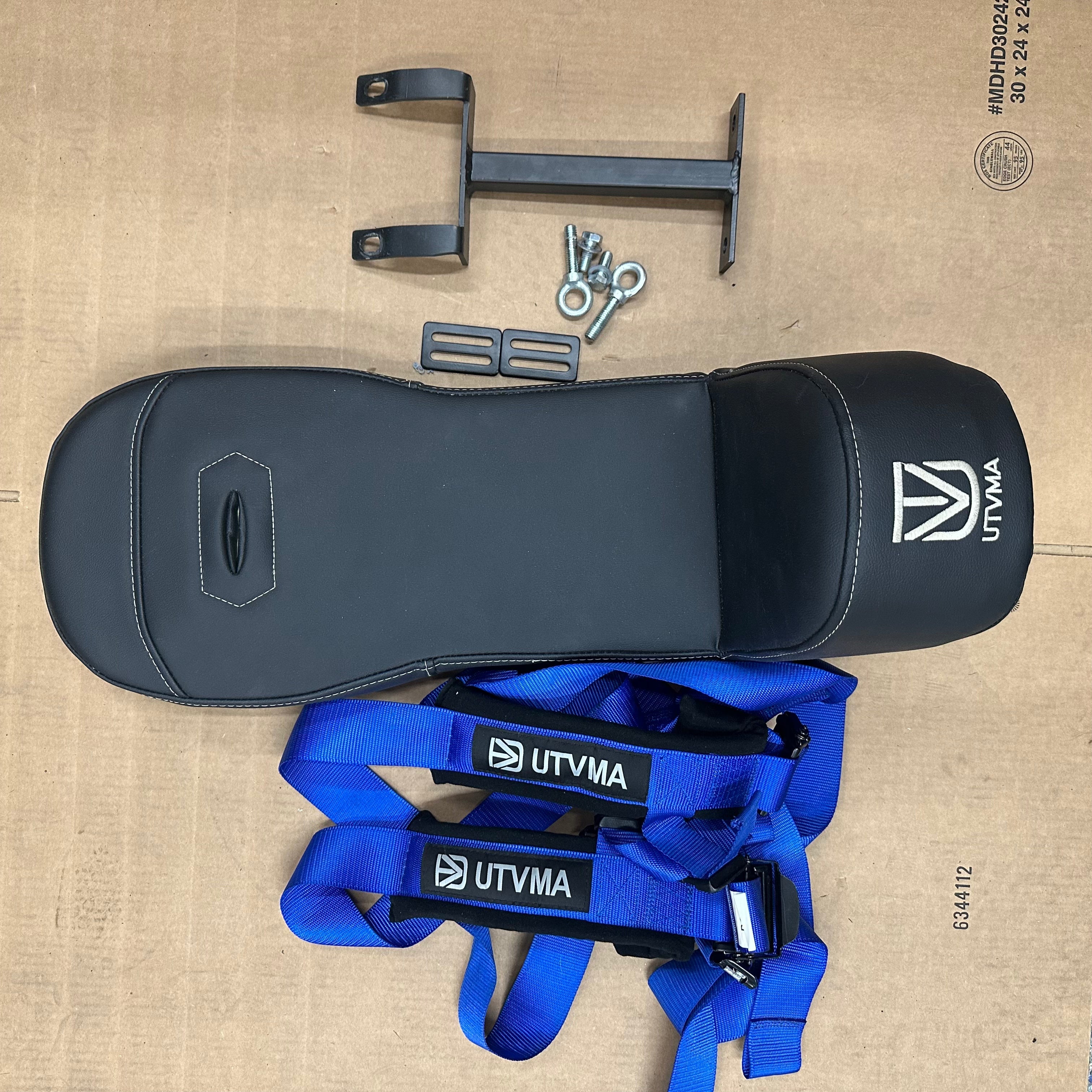 Polaris RZR XP1000/TURBO (2015-2023) Bump Seat w/Blue Harness (GARAGE SALE)