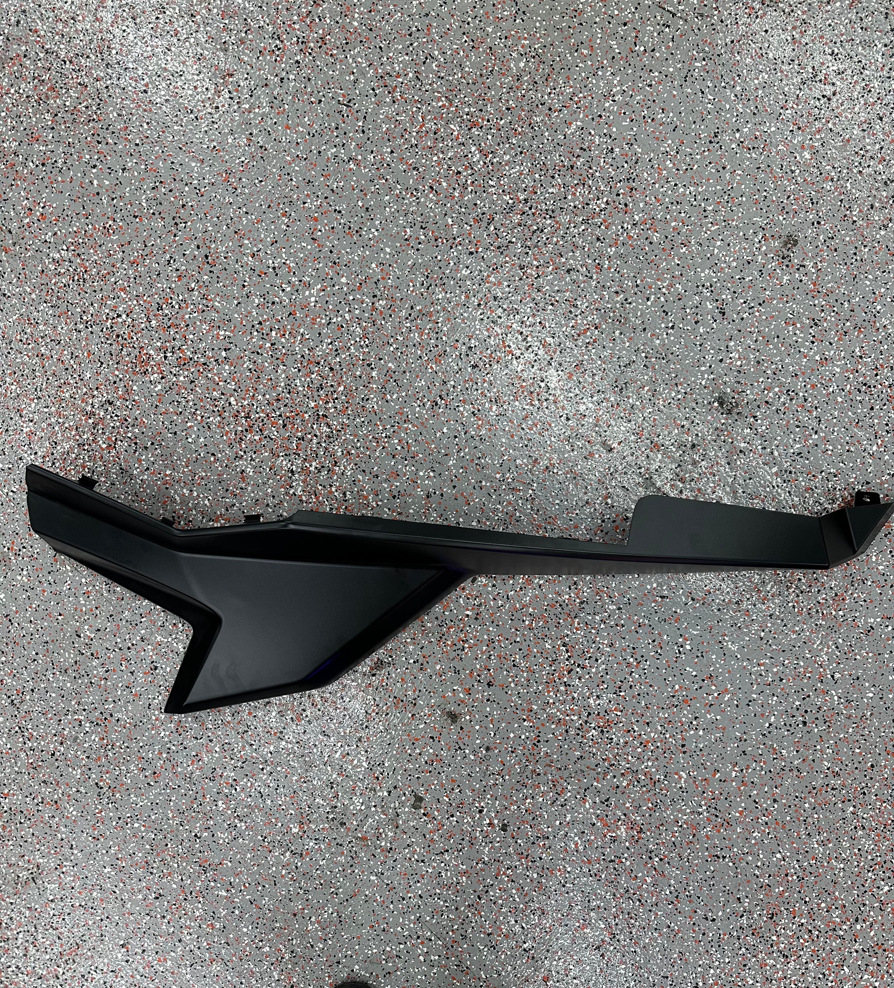 POLARIS FENDER OUTER,PNT,RH,STLTH BLK (GARAGE SALE)