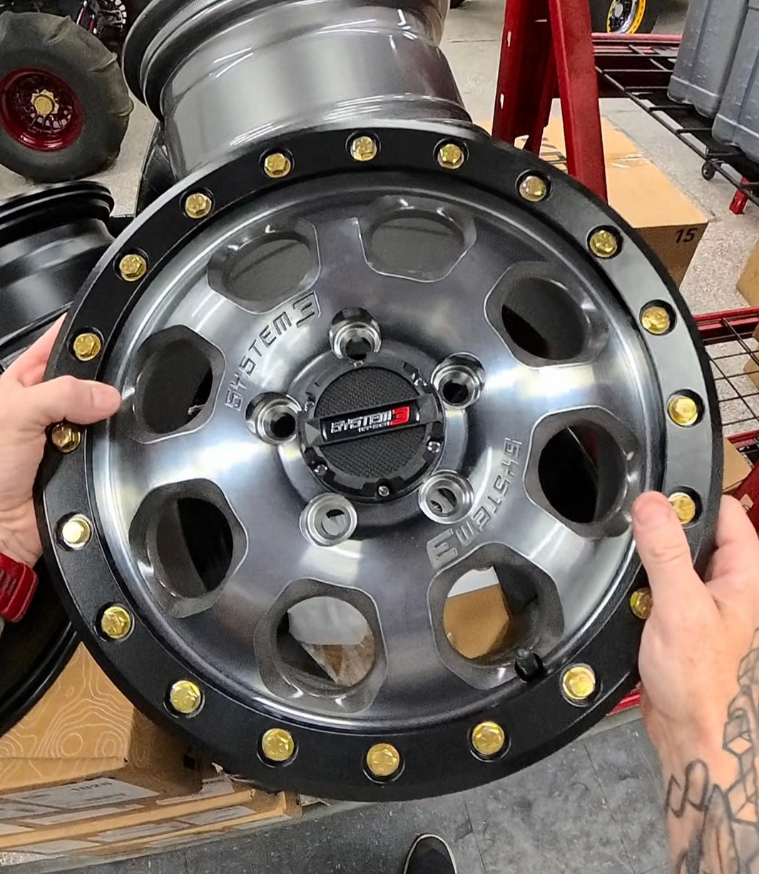 SB-7 Beadlock Wheel 5x114.3 15x7 (6+1) (GARAGE SALE)