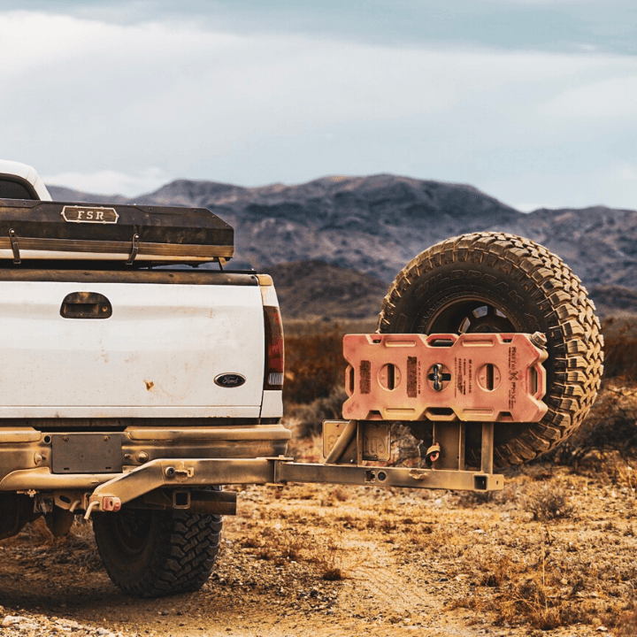 RIGd UltraSwing Hitch Carrier Mega-Fit