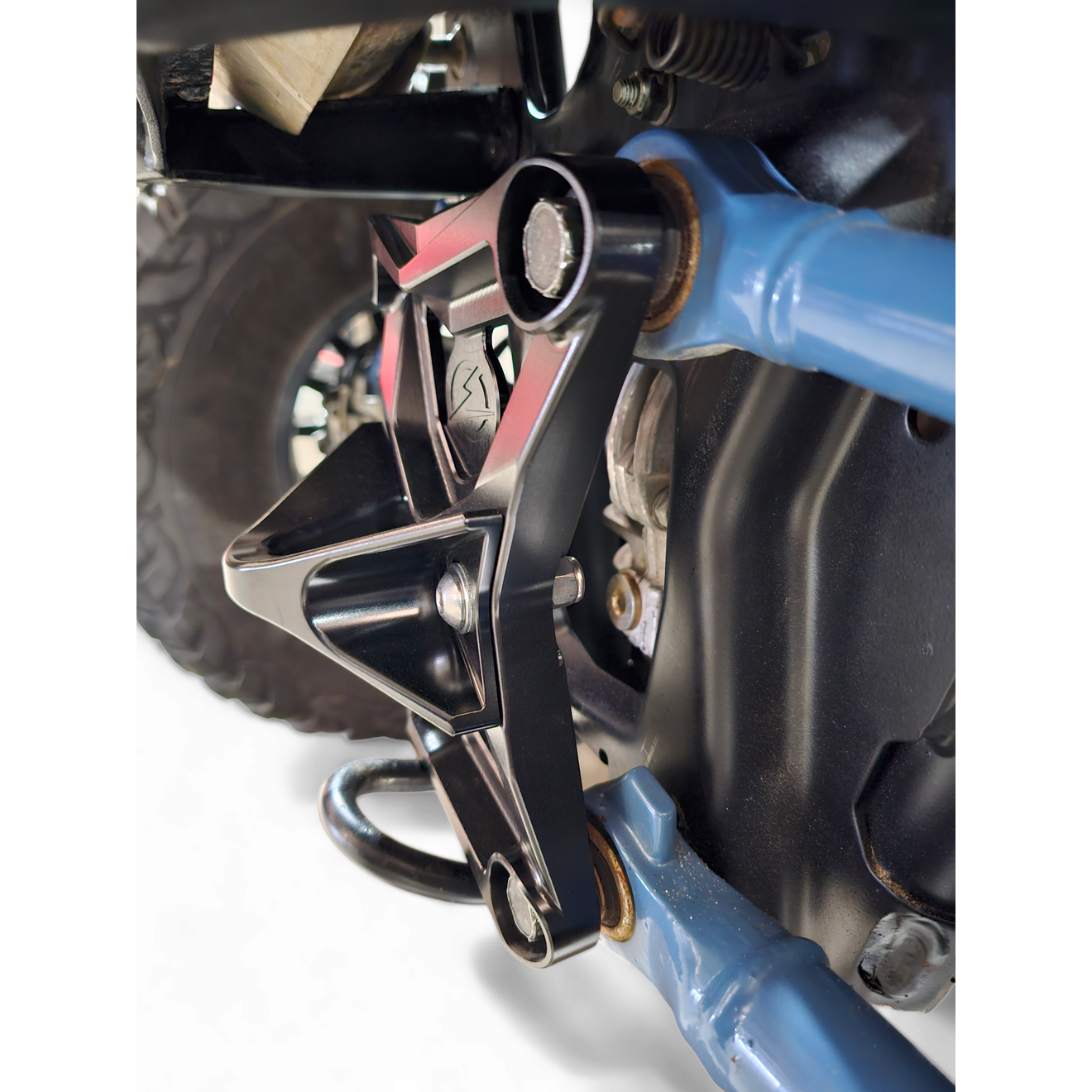 Polaris RZR Pro XP Radius Rod Plate with Tow Hook