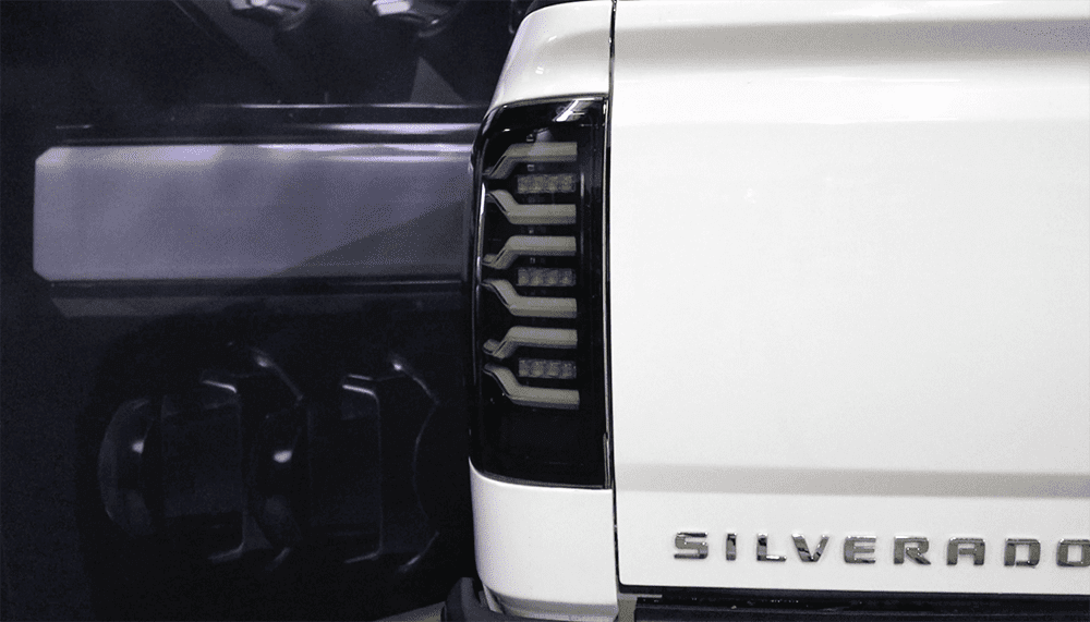 Alpha Rex 14-18 Chevrolet Silverado 1500 / 15-19 Silverado 2500HD/3500HD / 15-19 GMC Sierra 3500HD Dually LUXX-Series LED Tail Lights Black