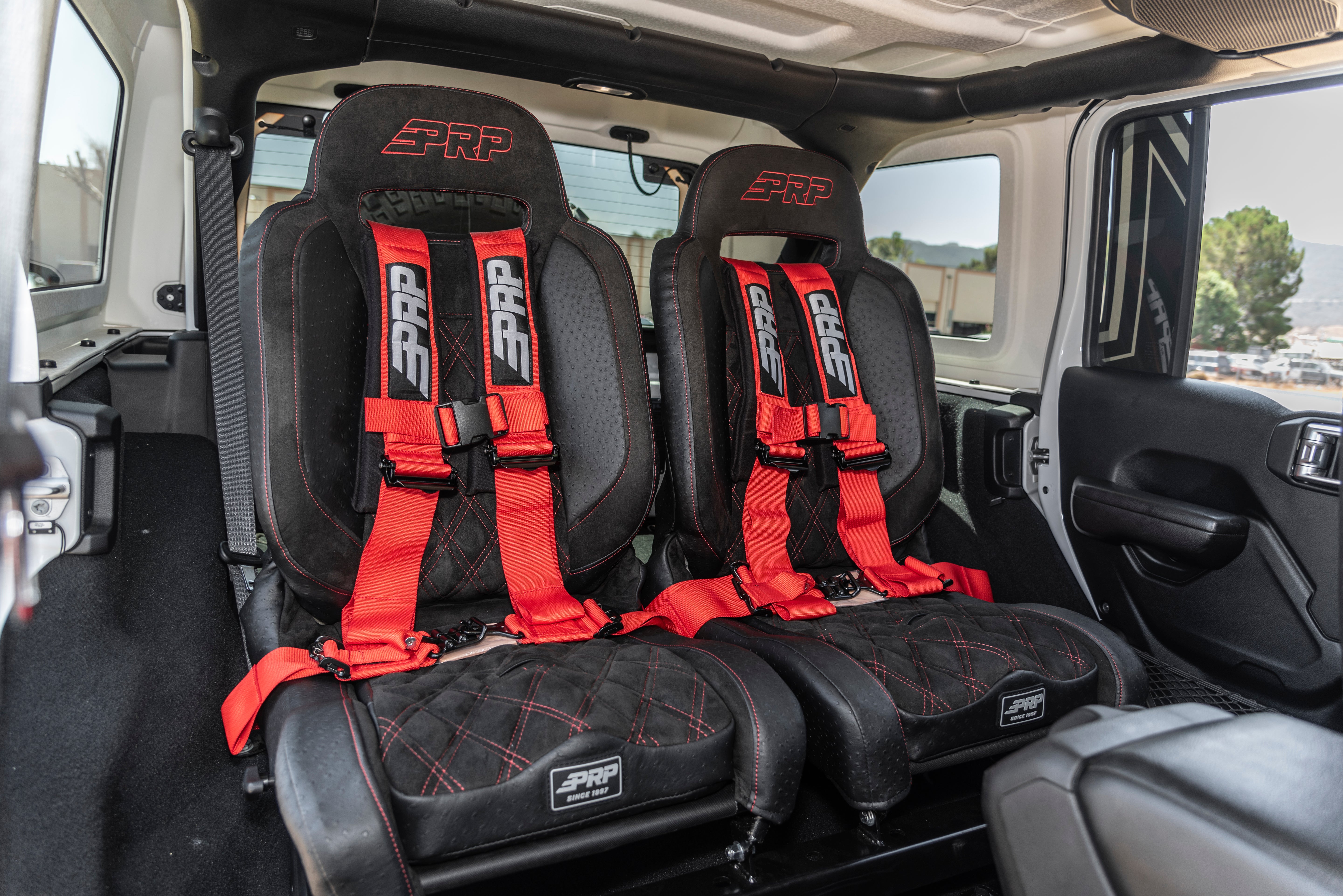 4.3 Harness, Black