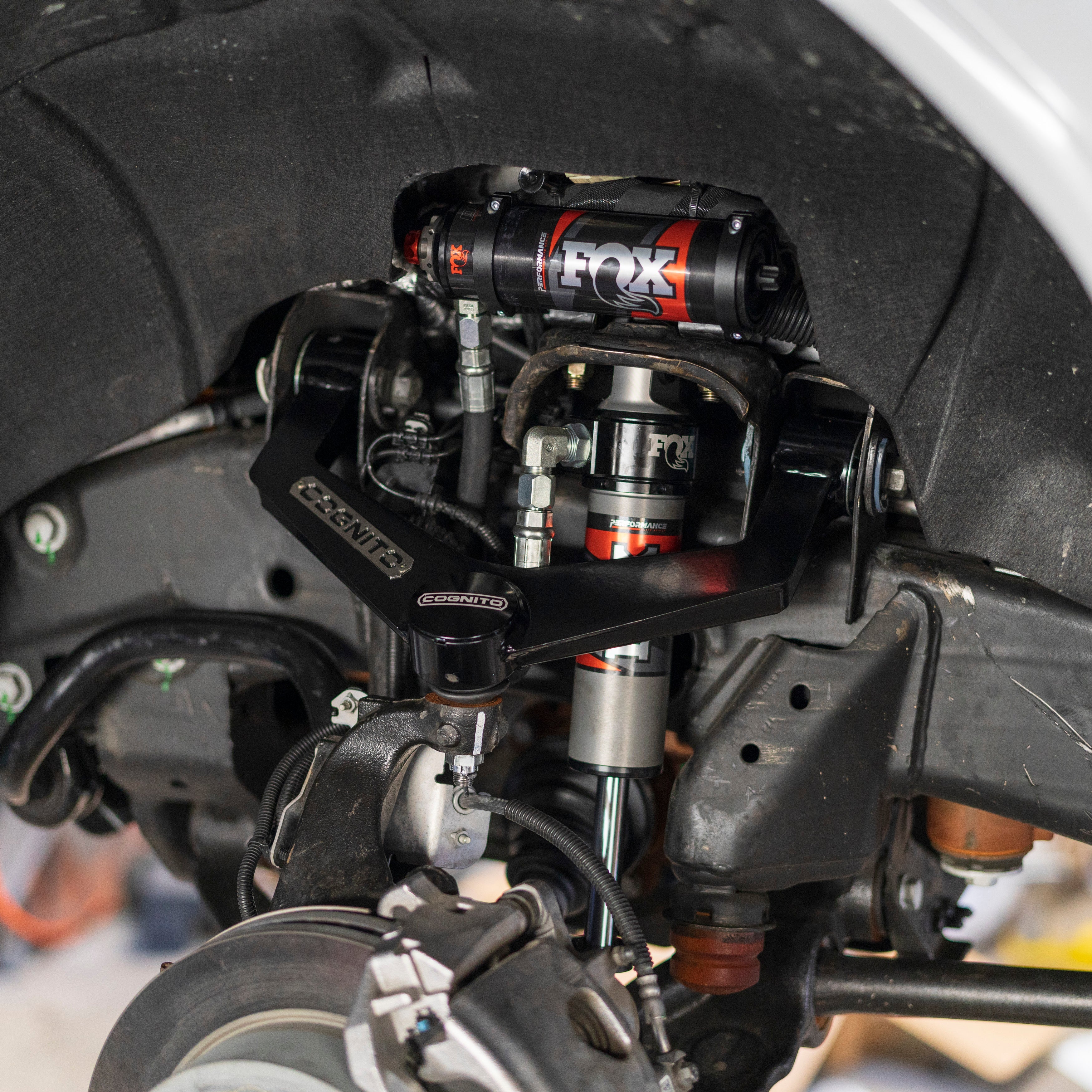 2020+ GMC/Chevy Cognito 3-Inch Elite Leveling Kit  With Fox 2.5 DSC Elite Reservoir Shocks