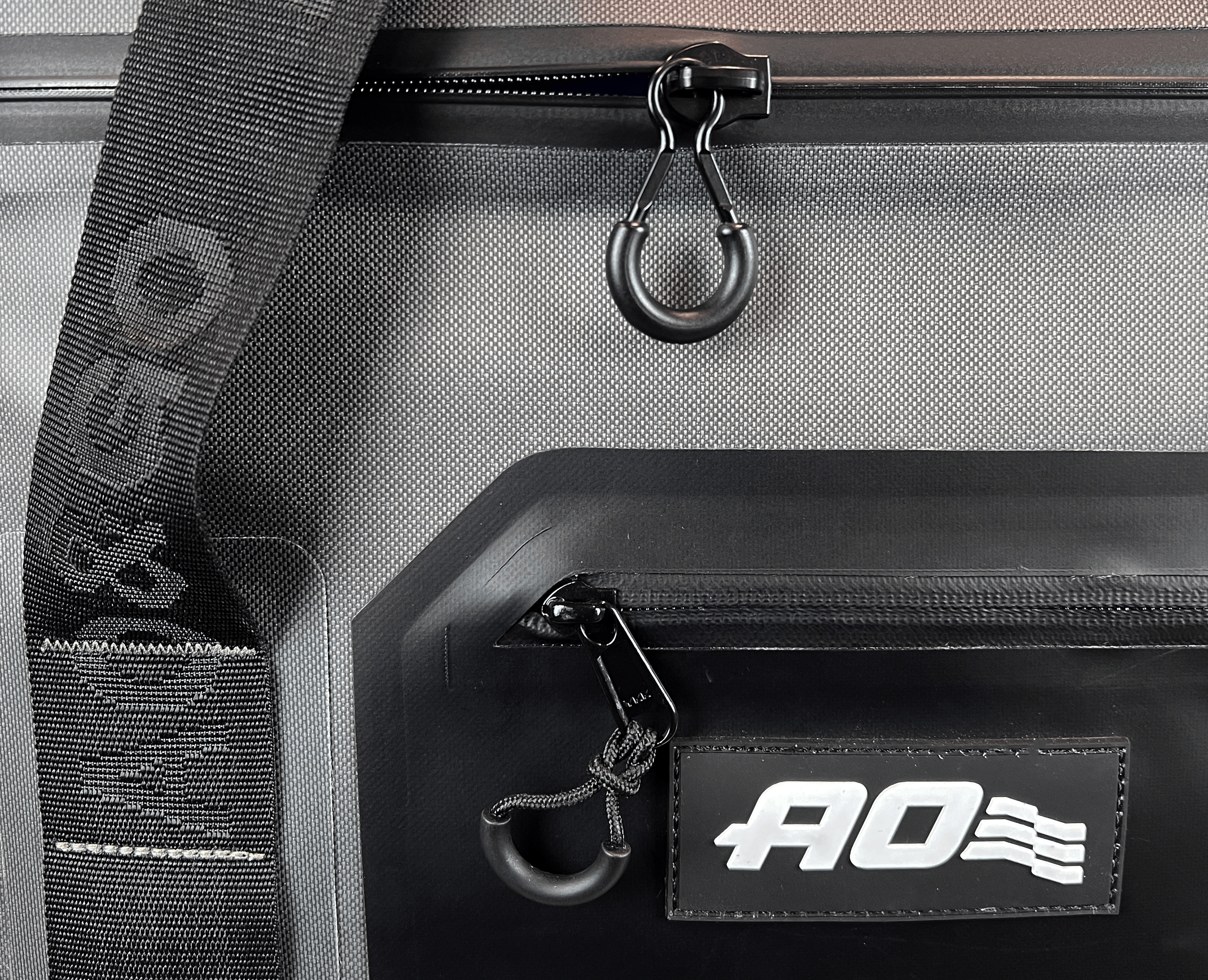 Hybrid Cooler (24 Can Pack)