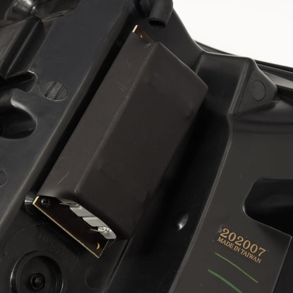 Alpha Rex 14-18 Chevrolet Silverado 1500 / 15-19 Silverado 2500HD/3500HD / 15-19 GMC Sierra 3500HD Dually PRO-Series LED Tail Lights Jet Black (ETA mid of Aug)