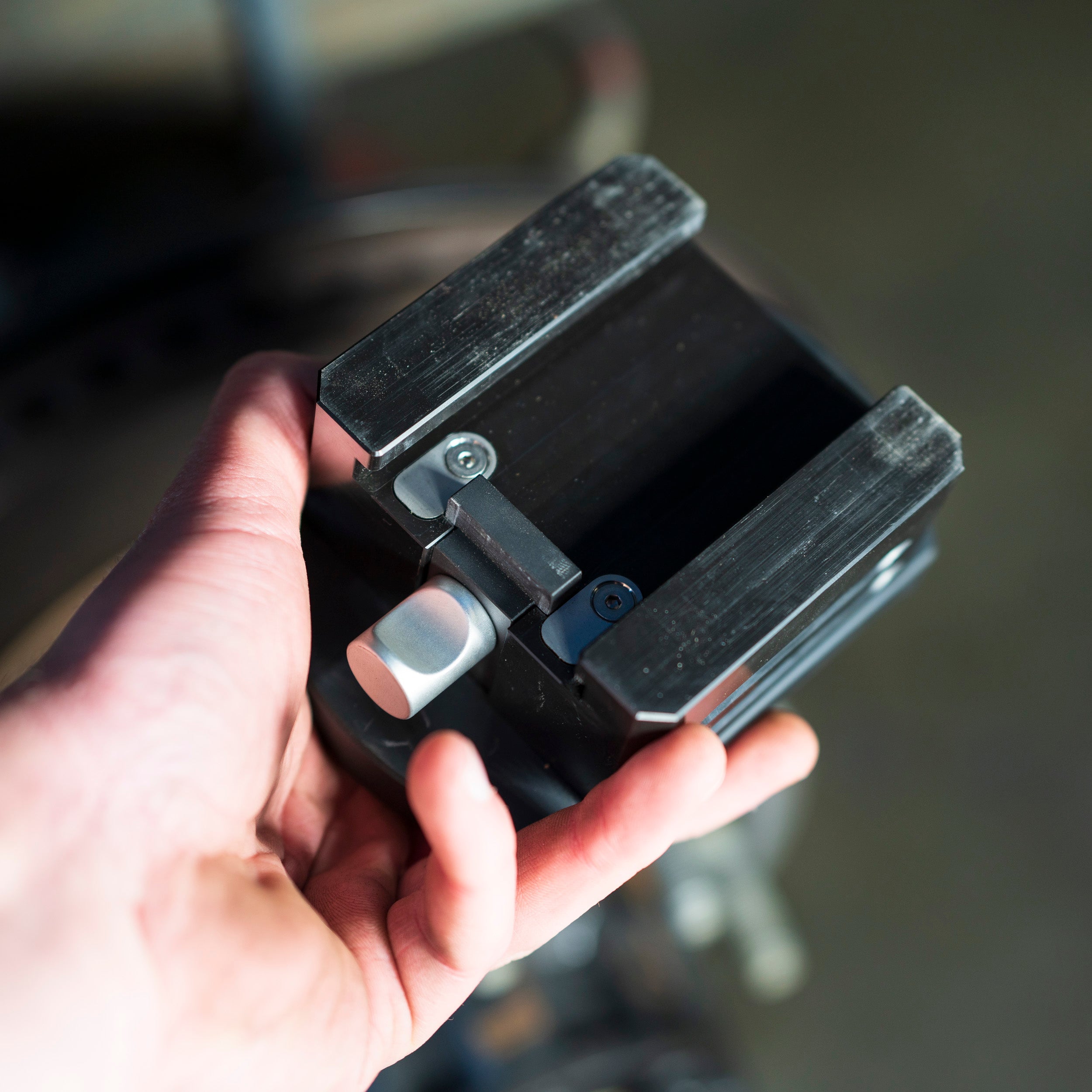 Full Travel Airbags 4.5/5.5 Lift Airbag Kit for 2017+ Ford F250 / F350 / F-450