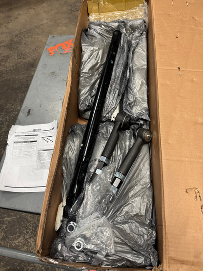 [Open Box] COGNITO EXTREME DUTY TIE ROD CENTER LINK KIT FOR 01-10 SILVERADO/SIERRA 2500/3500 2WD/4WD