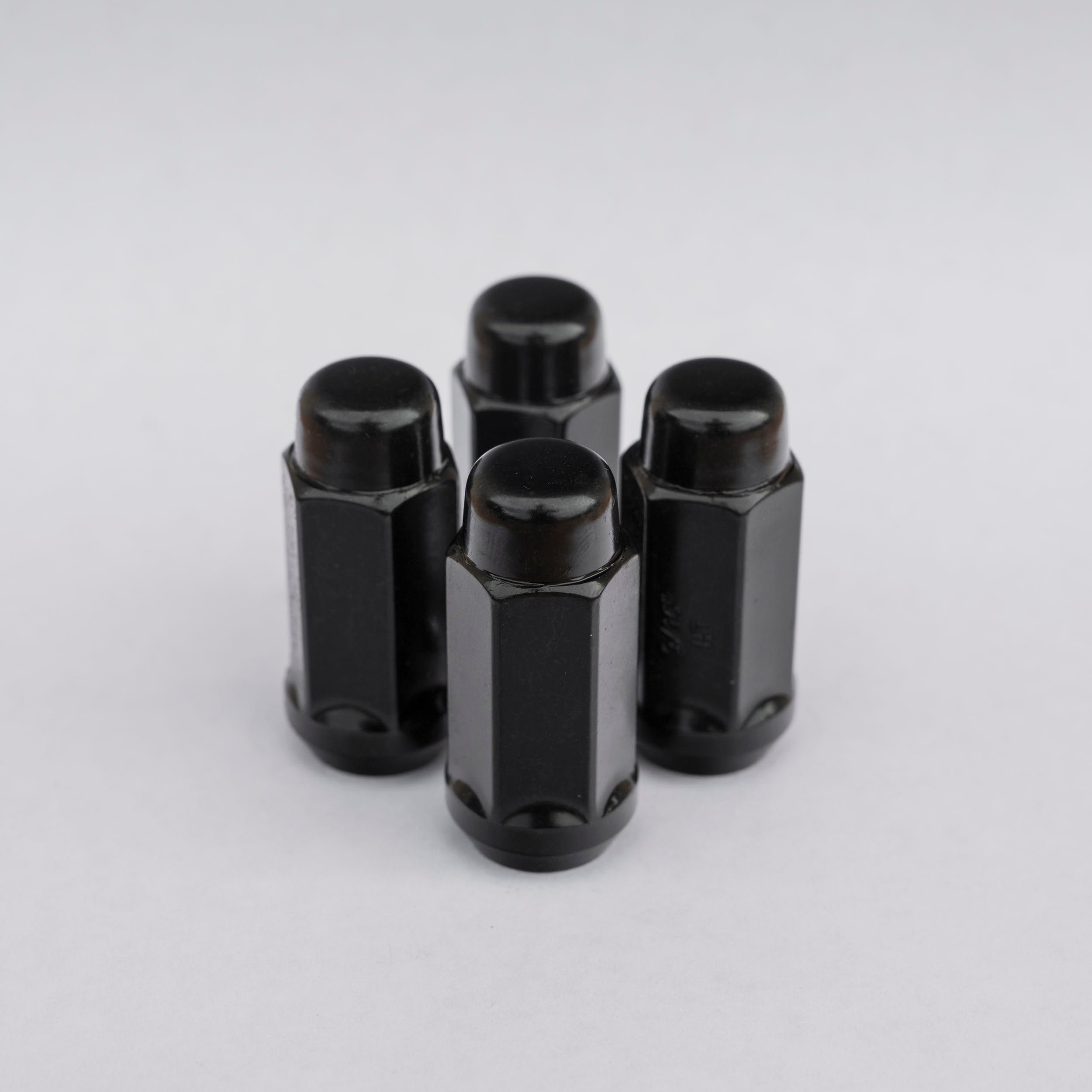 RAM 2500/3500 Black Closed Top Lug Nut Set of 32