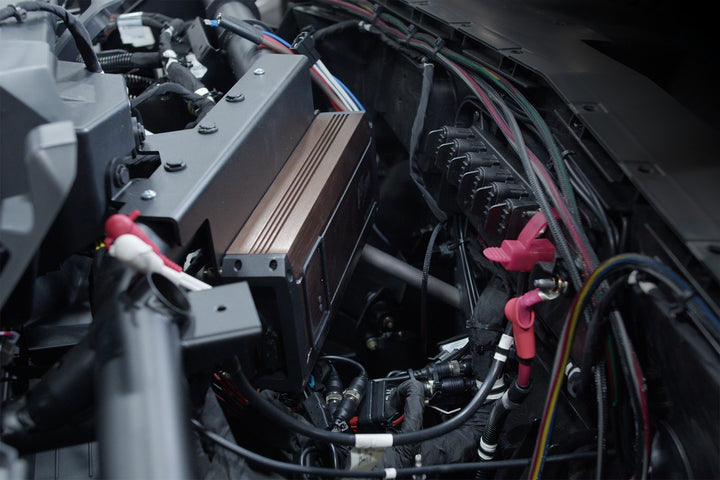 RZR® Pro Series -Center- Amplifier Mount